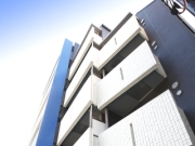 用途：共同住宅　所在地：東京都北区　構造：鉄筋コンクリート造(六階建)　外壁：歩行用アスファルト防水　外壁タイル張り　内部仕上げ：天井クロス、壁クロス、床フローリング
